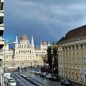  Apartamento Parliament View