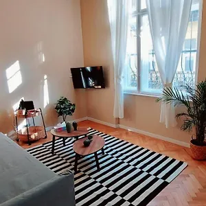  Apartamento A+ Downtown Akacfa